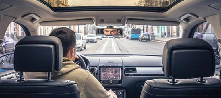 Bisley Taxi to London Heathrow Airport